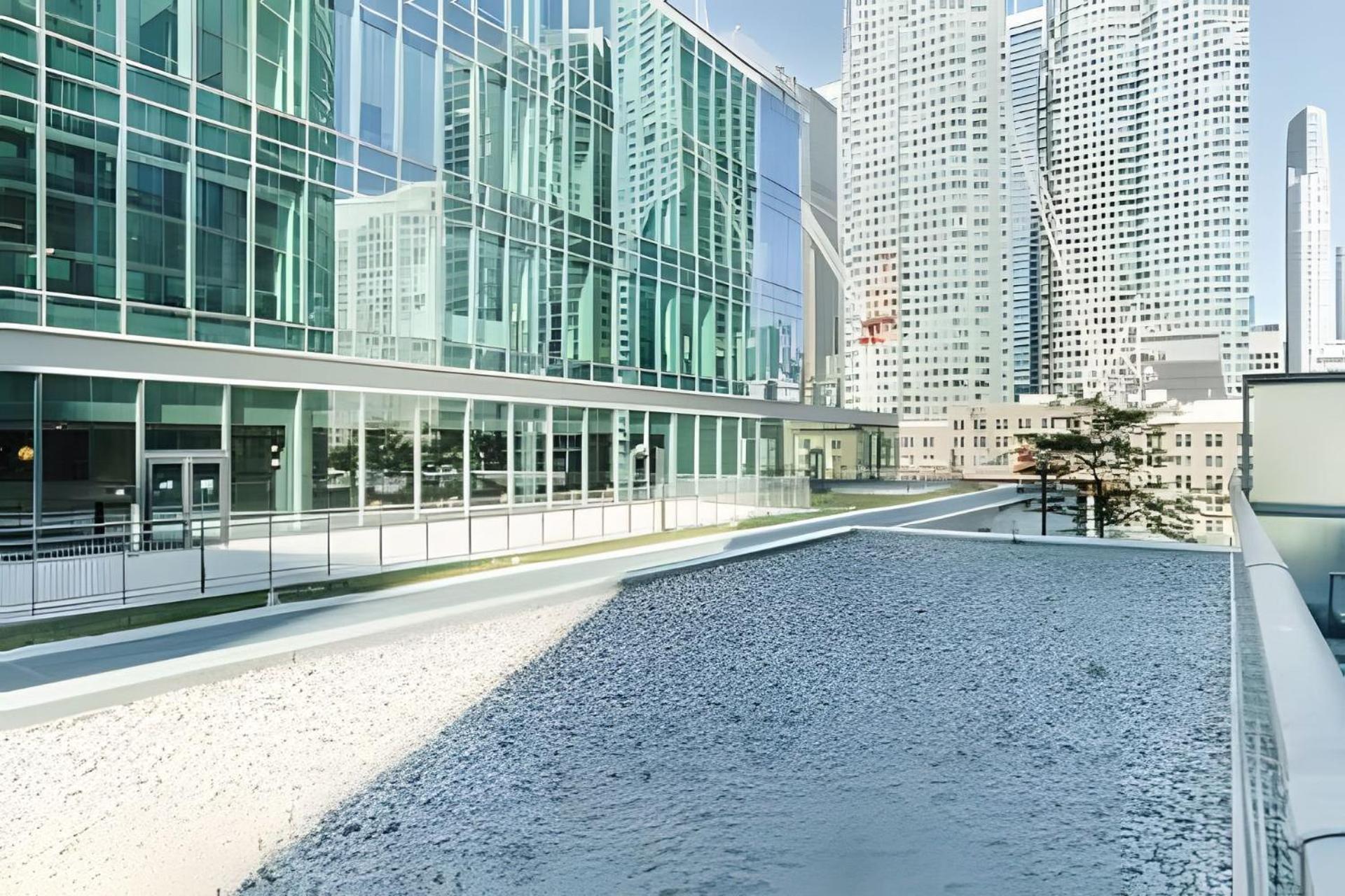 Lanterra Downtown Apartment *