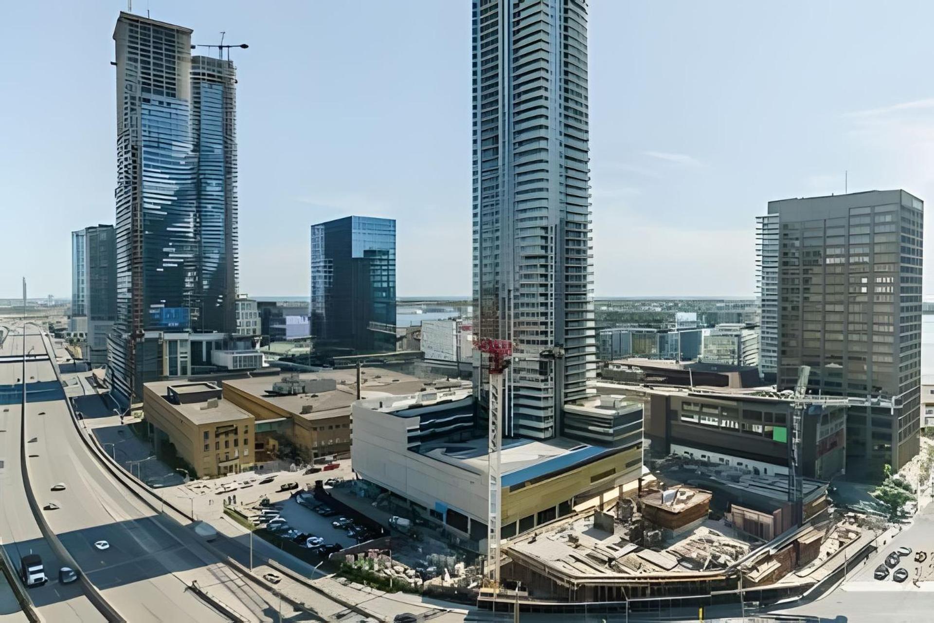 Lanterra Downtown * Toronto