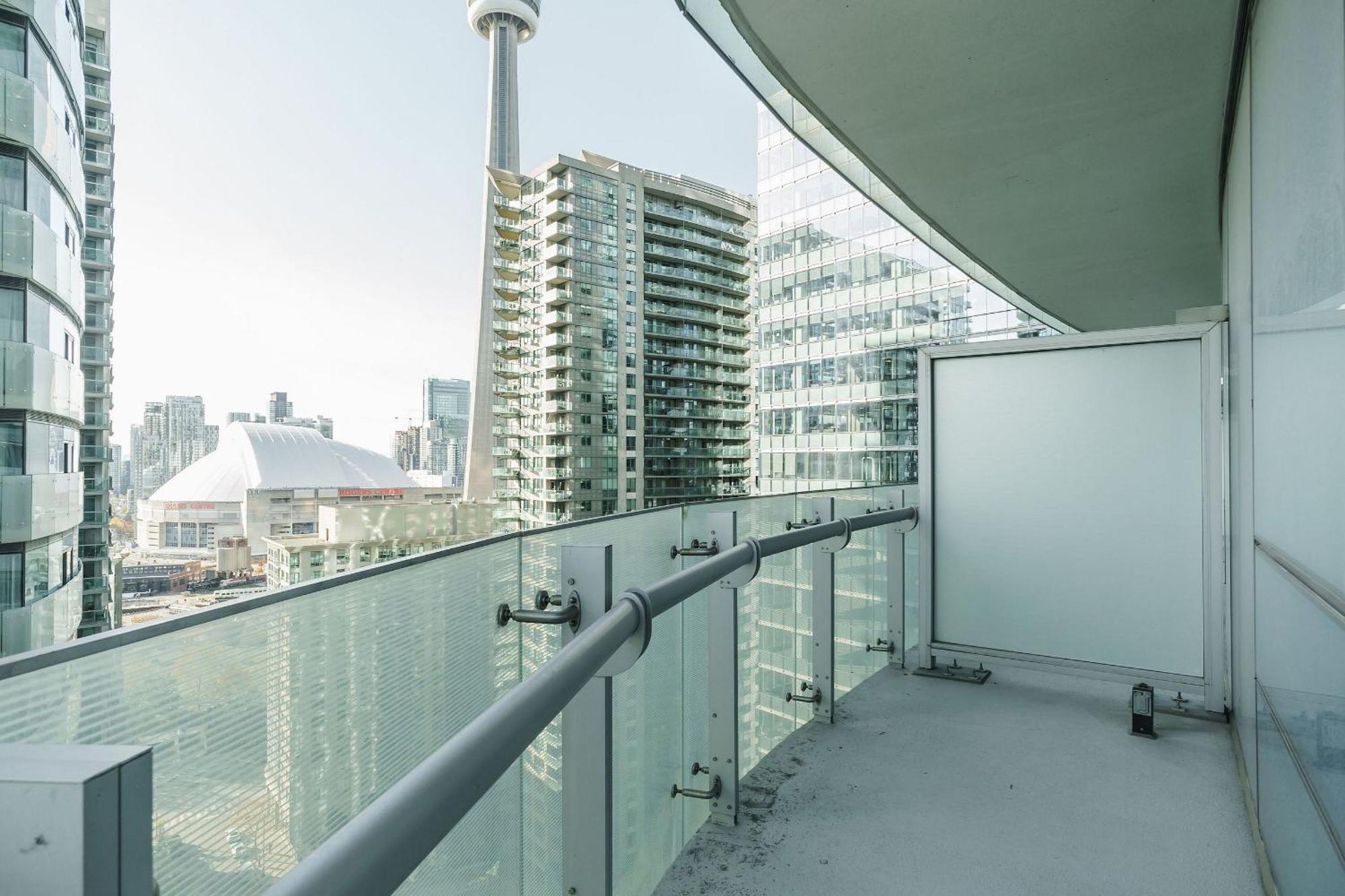 Lanterra Downtown Apartment