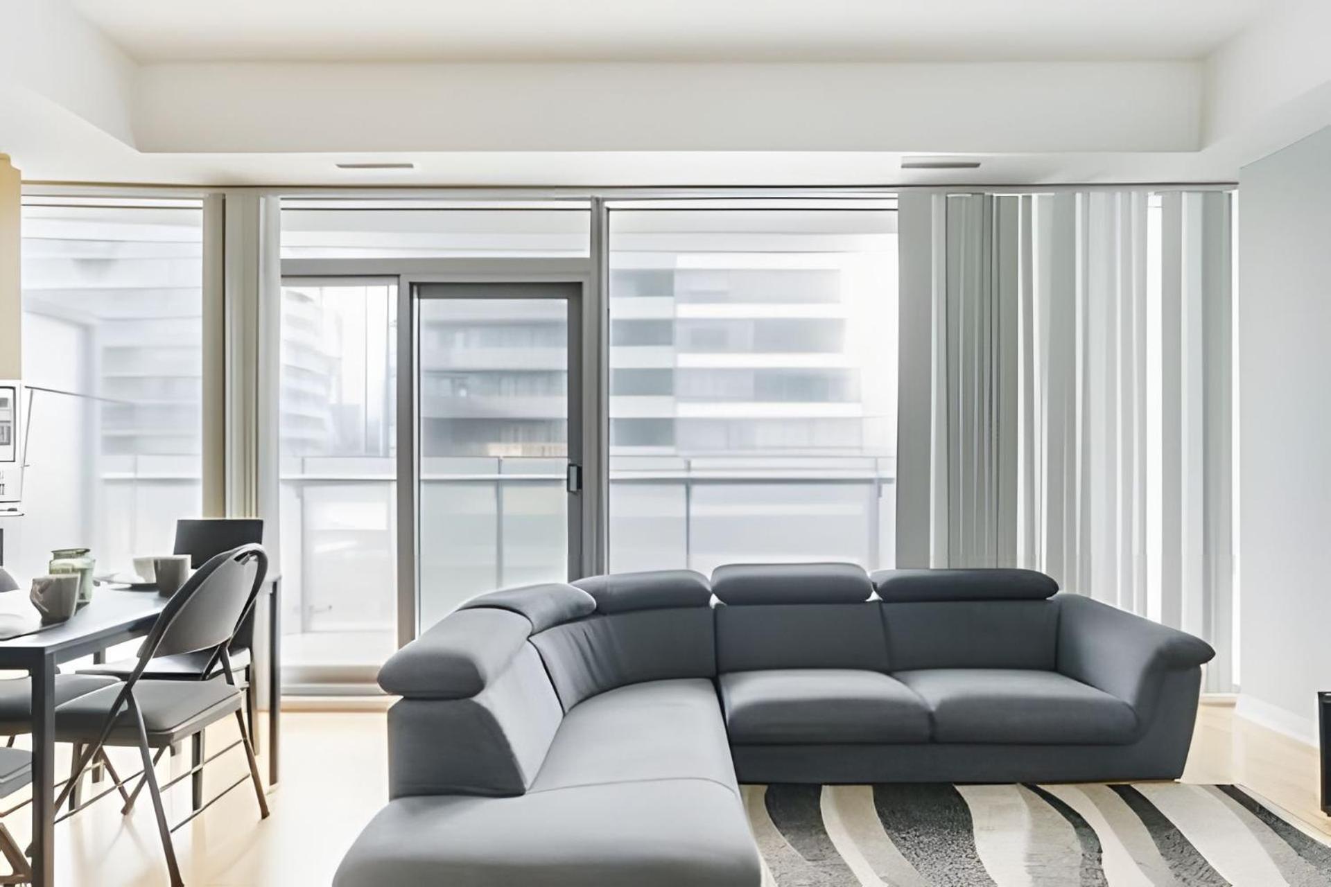 Lanterra Downtown Apartment Toronto